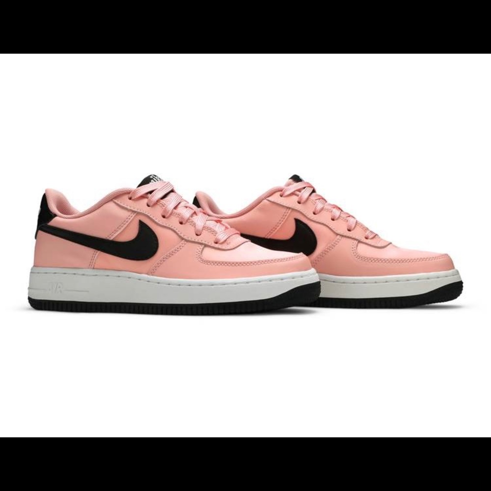Nike air force 1 valentine’s day